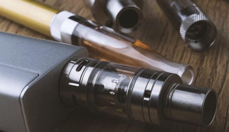 Conheça os efeitos e os riscos do uso do cigarro eletrônico conheca-os-efeitos-e-os-riscos-do-uso-do-cigarro-eletronico